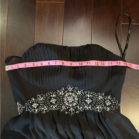 Juliet Minimalist Black Formal Floor Length Dress - Picture 4 of 10